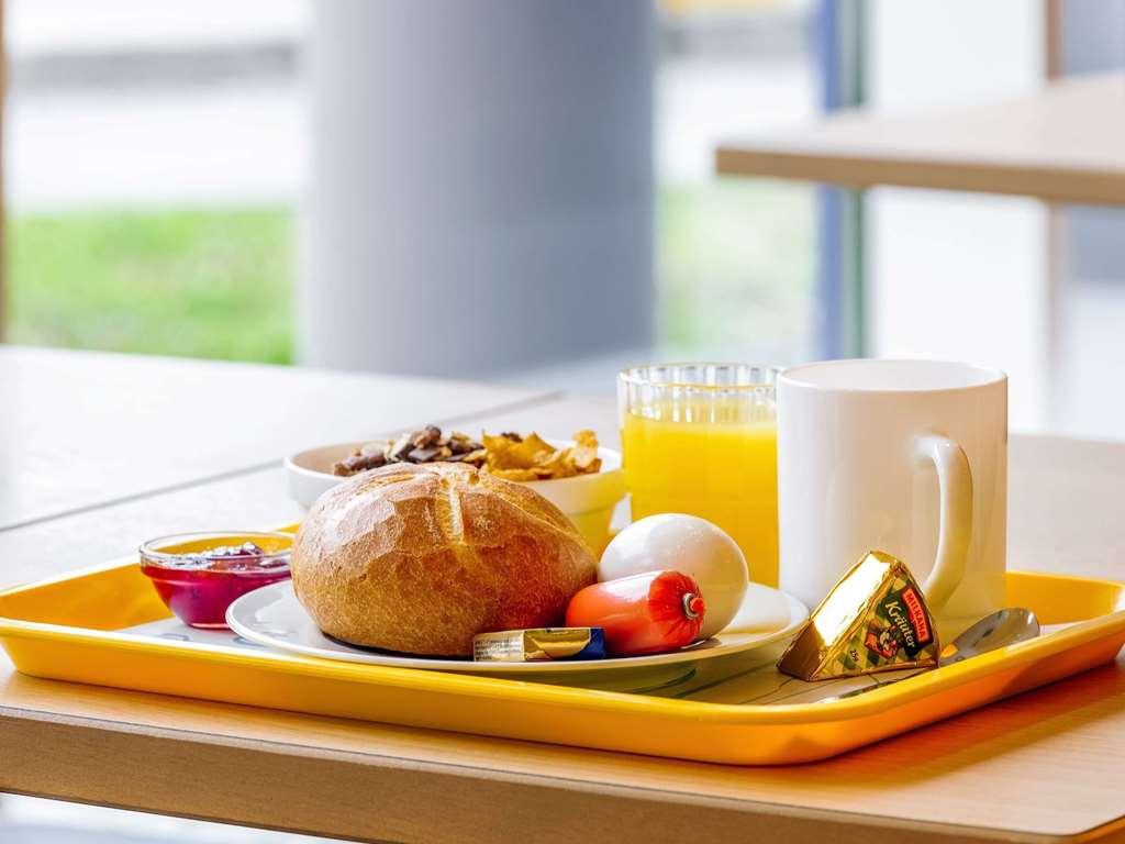 Ibis Budget Berlin Kurfuerstendamm - Neu Renoviert Restaurace fotografie